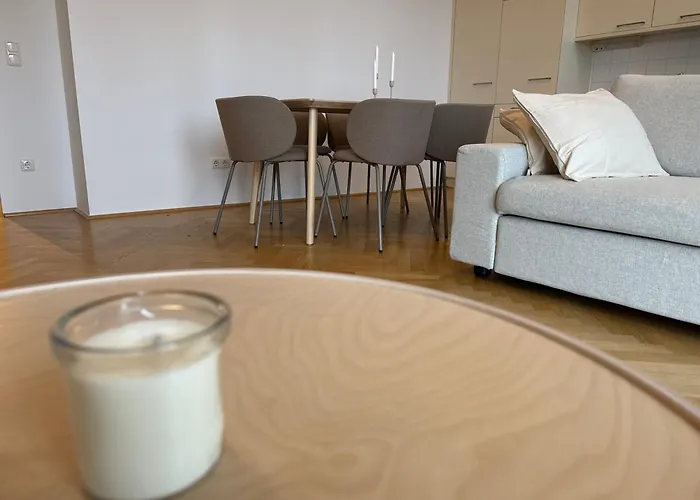 Daire 60qm, 1 Bedroom Schoenbrunn, Central, Balcony *